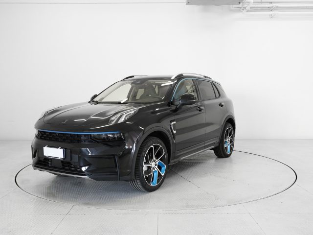 LYNK & CO 01 01 PHEV 