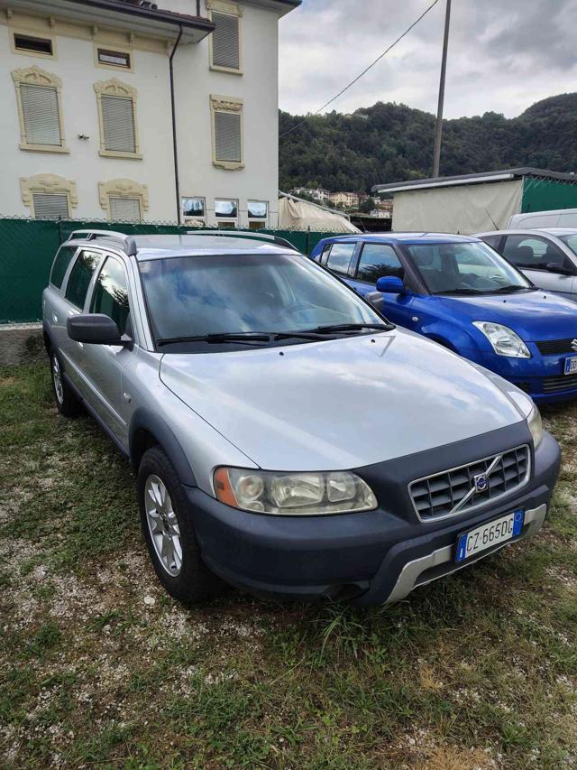 VOLVO XC70 2.4 D5 20V (185CV) cat AWD Momentum gancio 