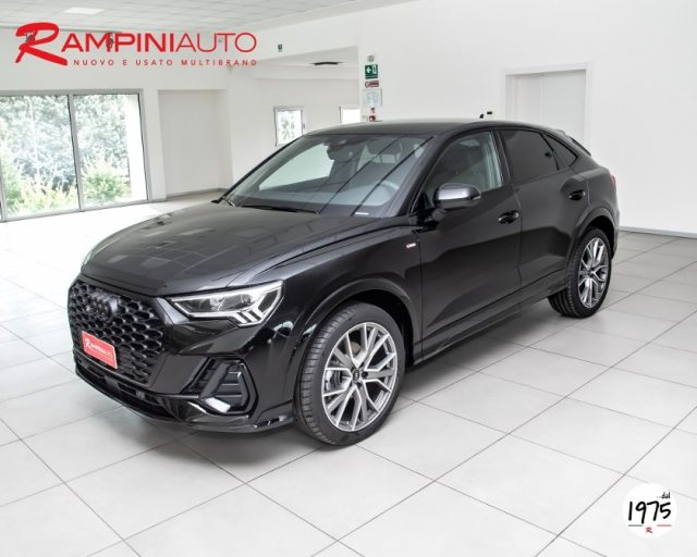 AUDI Q3 SPB 35 TDI S tronic Identity Black Km 0 Ufficiale 