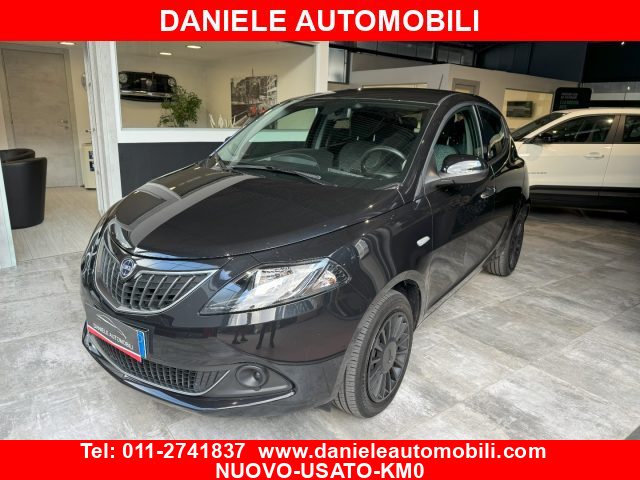 LANCIA Ypsilon 1.0 FireFly 5 porte S&S Hybrid Ecochic Silver 