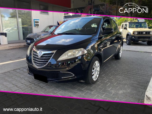 LANCIA Ypsilon 1.2 69 CV 5 porte OK NEOPATENTATI 