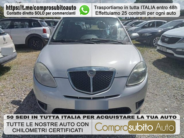 LANCIA Ypsilon Argent Métallisé