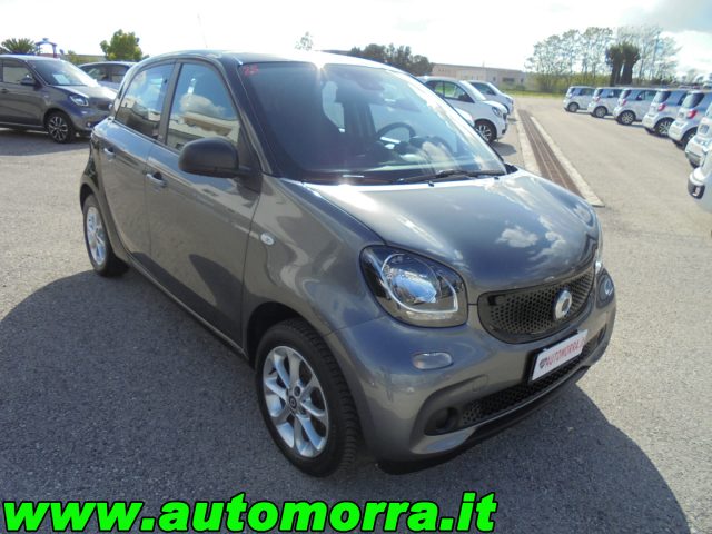 SMART ForFour Grigio scuro metallizzato