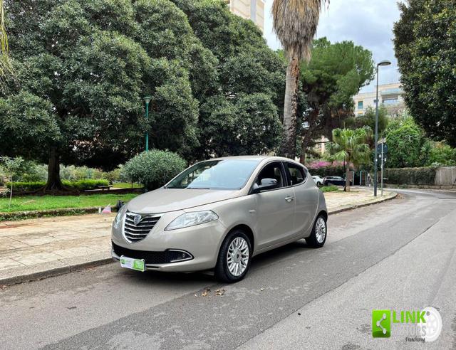 LANCIA Ypsilon 1.2 69 CV 5pt GPL Ecochic Gold - TUA DA ?153,00 