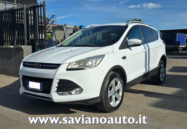 FORD Kuga Bianco metallizzato