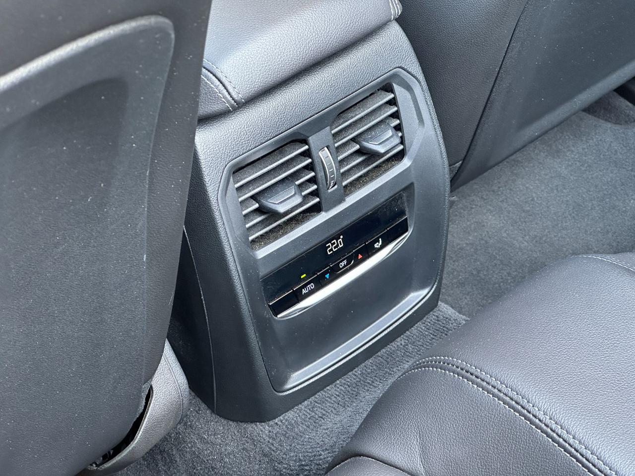 BMW 420 i Cabrio Sport MY24 - 44