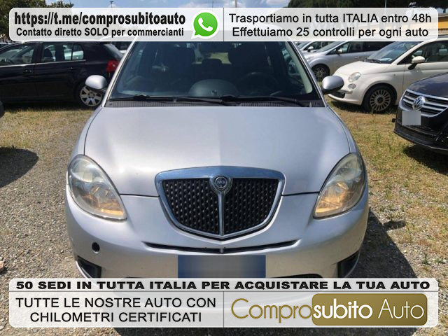 LANCIA Ypsilon Argent Métallisé