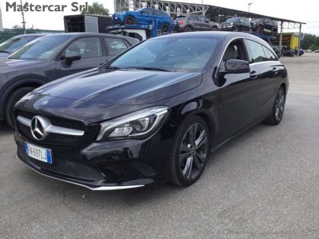 MERCEDES-BENZ CLA 200 CLA Shooting Brake 200 d Sport auto FN697LJ 