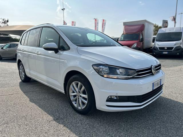 VOLKSWAGEN Touran Bianco pastello