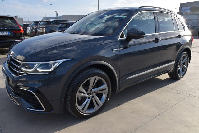 VOLKSWAGEN Tiguan 2.0 TDI 150 CV SCR DSG R-Line 