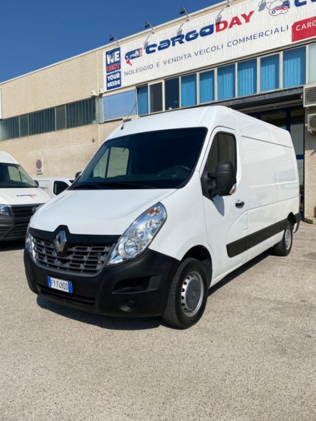 RENAULT Master Bianco pastello