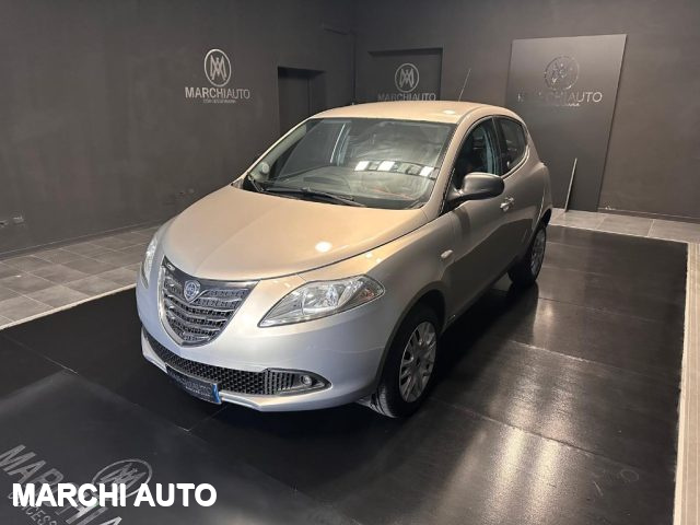 LANCIA Ypsilon 0.9 TwinAir 85 CV 5 porte Metano Ecochic Silver 