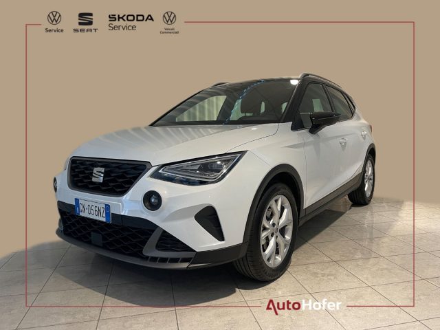 SEAT Arona Weiß metallisiert