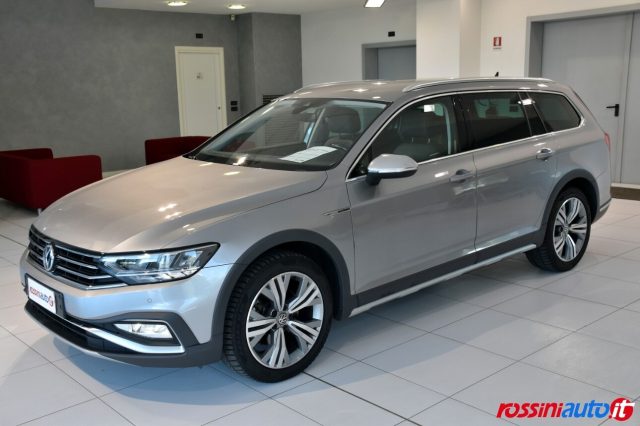 VOLKSWAGEN Passat Alltrack 2.0 TDI 190 CV DSG 4MOTION PELLE TOTALE + R18 