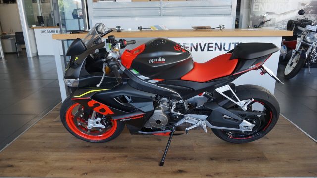 APRILIA RS 660 Nero pastello