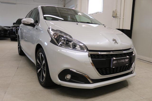 PEUGEOT 208 PureTech 82 5 porte Active NUOVA 