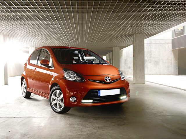 TOYOTA Aygo 1.0 12V VVT-i 5 porte Active Connect 