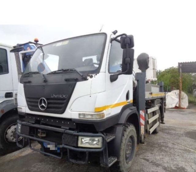 MERCEDES-BENZ UNIMOG U20 4x4 