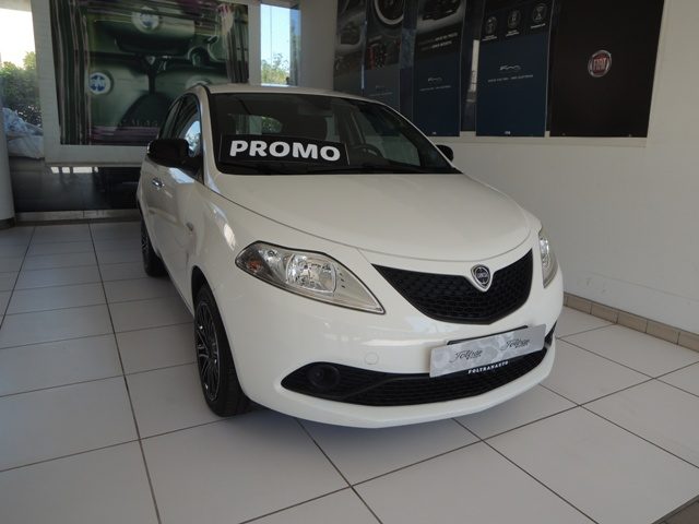 LANCIA Ypsilon 1.2 69 CV 5 porte Gold 