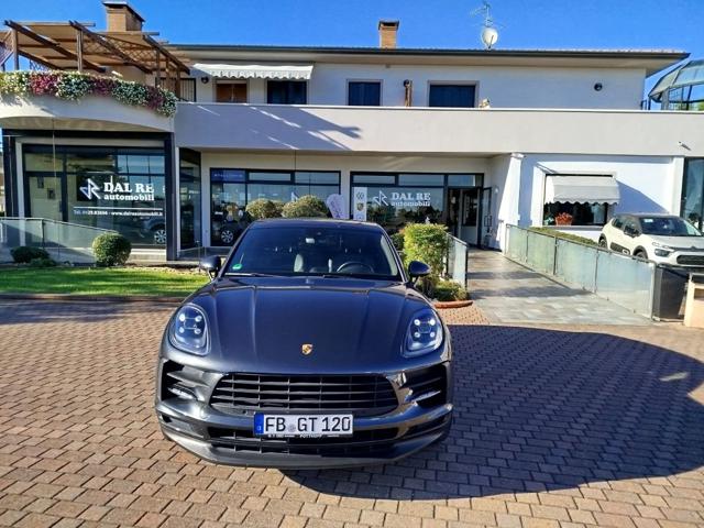 PORSCHE Macan Grigio scuro metallizzato