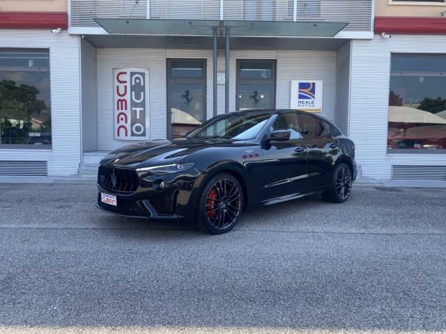 MASERATI Levante V8 580 CV AWD Trofeo 