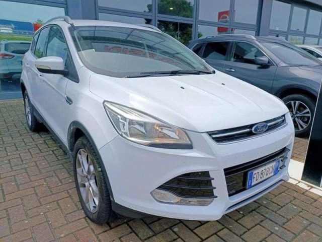 FORD Kuga 2.0 TDCI 150 CV Titanium Powershift 4WD Titanium X 