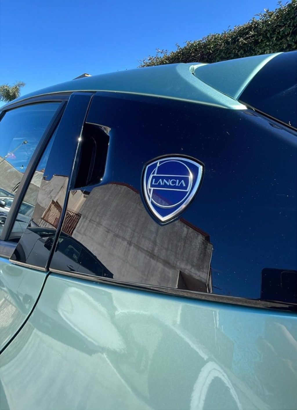 LANCIA Ypsilon Hybrid e-DCT - 15