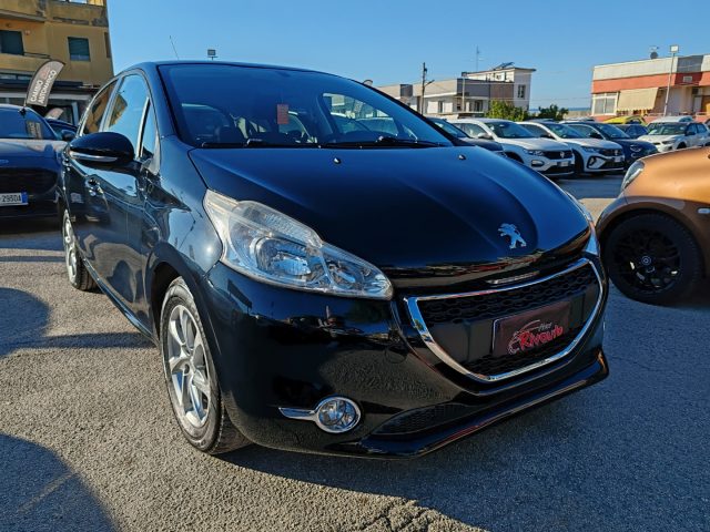 PEUGEOT 208 1.4 8V HDi 68CV 5p. Allure Autocarro 5 posti 