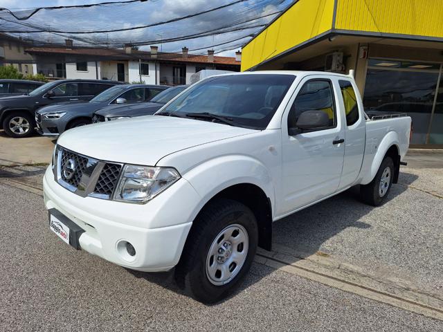 NISSAN Navara 2.5 dCi  King Cab SE  N°EZ983 