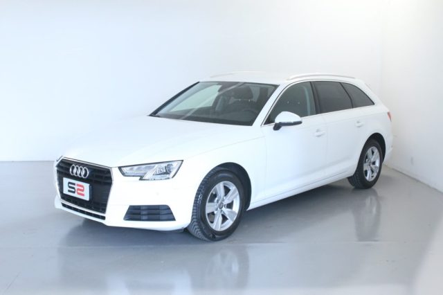 AUDI A4 Avant 35 TDI S tronic Xeno plus/Navigatore 