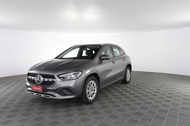 MERCEDES-BENZ CLA sse GLA GLA 180 d Automatic Business Extra 