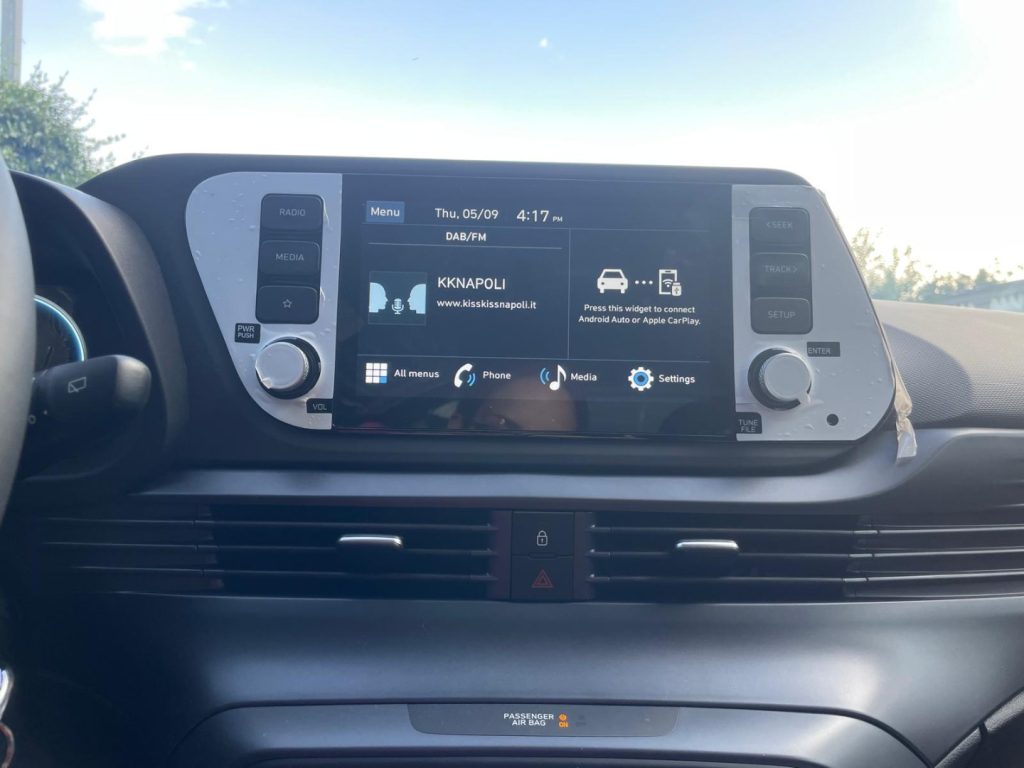 HYUNDAI i20 1.2 MPI MT GPL Connectline - 11