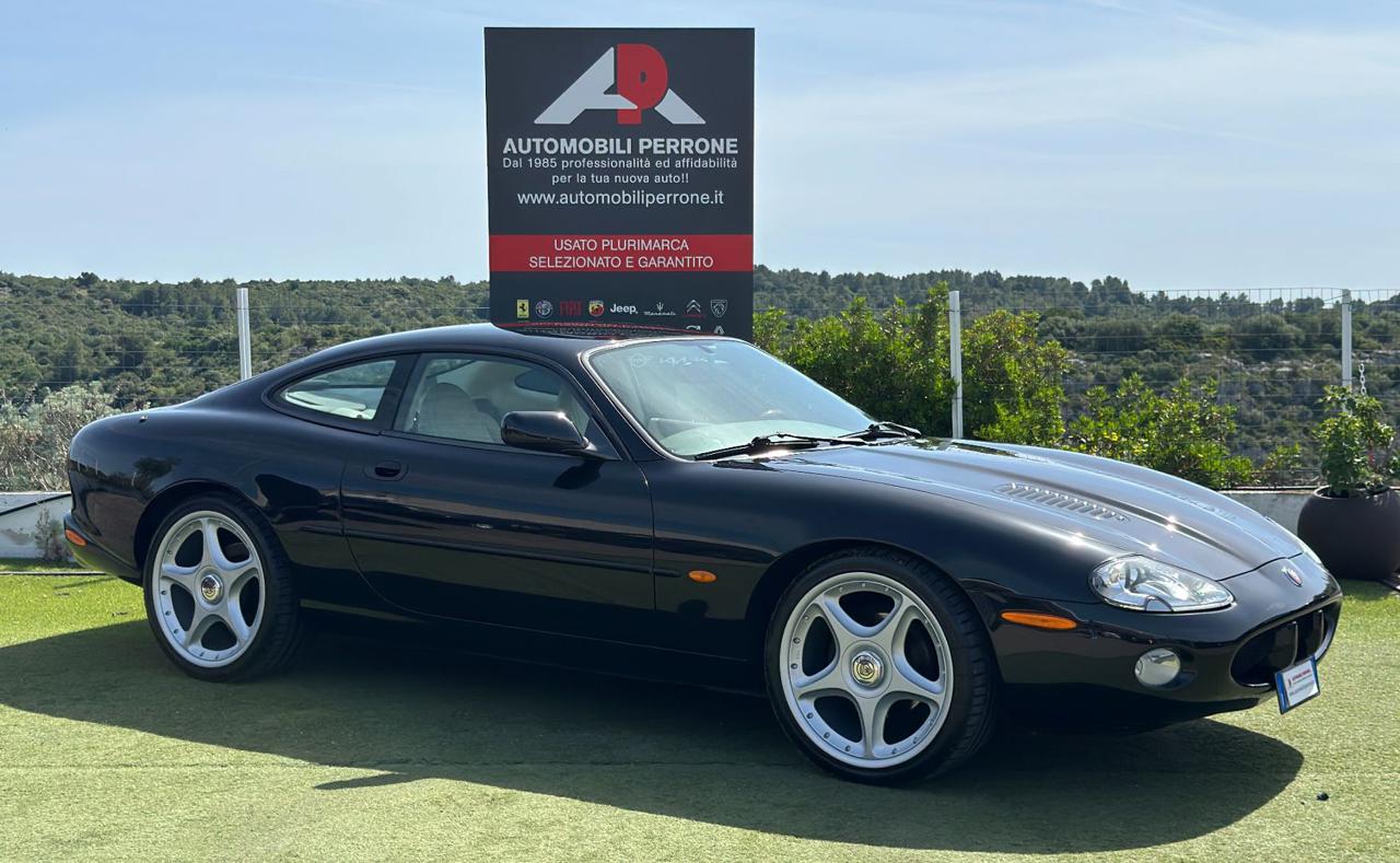 JAGUAR XKR 4.0 Coupé - 3