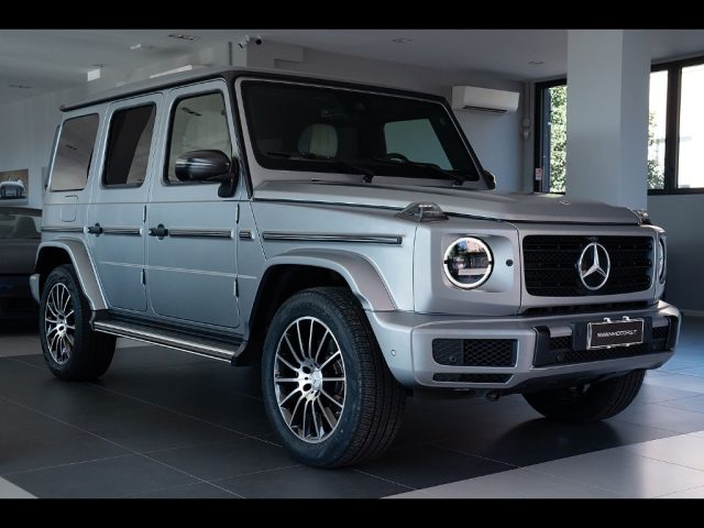 MERCEDES-BENZ G 400 d AMG PREMIUM PLUS 