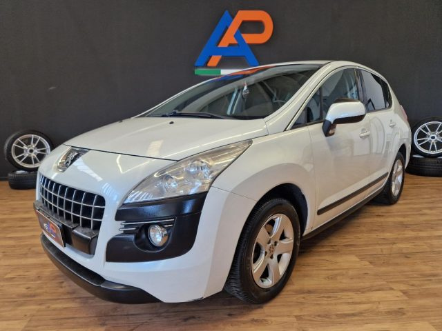 PEUGEOT 3008 1.6 HDi 110CV cambio robotizzato Business 