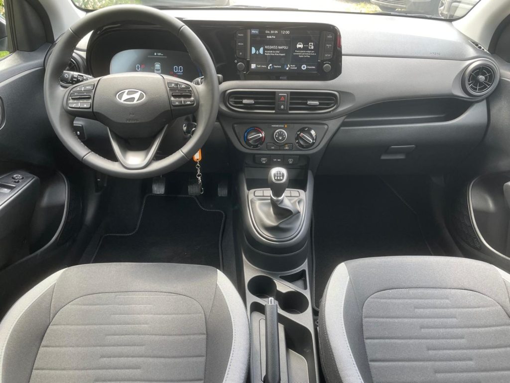 HYUNDAI i10 1.0 MPI Connectline - 19