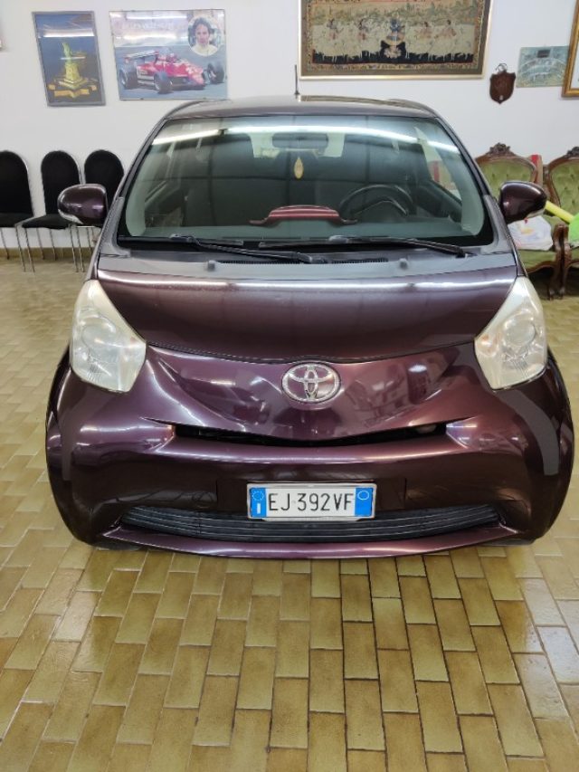 TOYOTA iQ 1.0 CVT Sol 