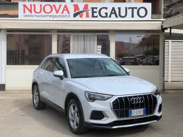 AUDI Q3 35 TDI quattro S tronic Business Advanced 