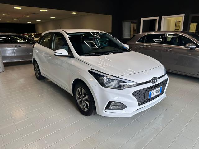 HYUNDAI i20 1.2 5 porte Connectline 