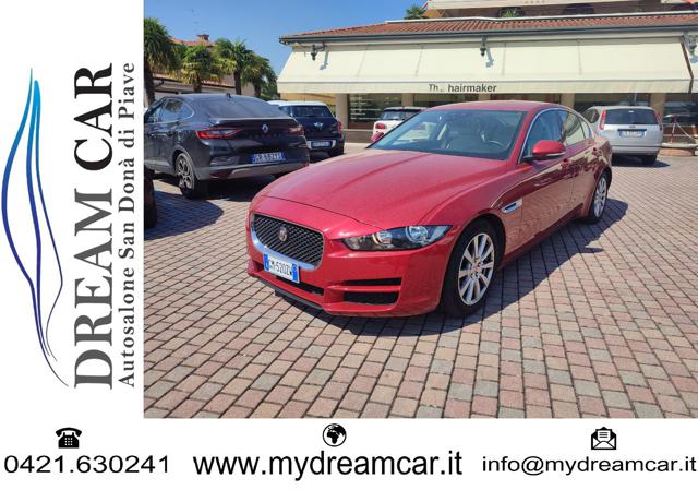 JAGUAR XE Rosso metallizzato