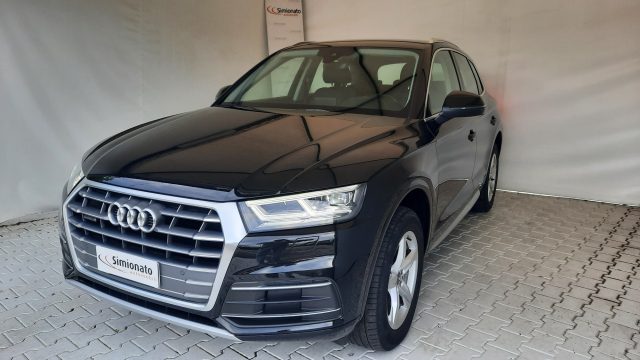 AUDI Q5 40 TDI quattro S tronic Business Sport 