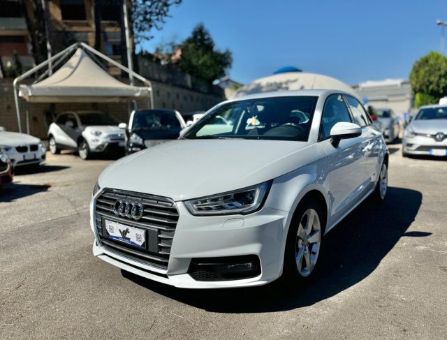 AUDI A1 Bianco pastello