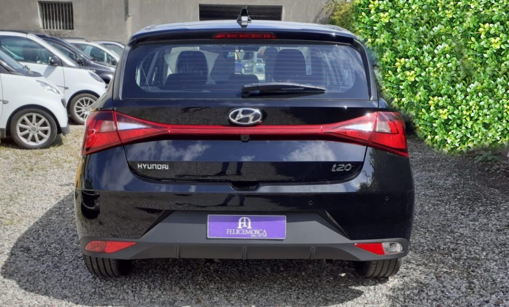 HYUNDAI i20 1.2 MPI MT Connectline - 4