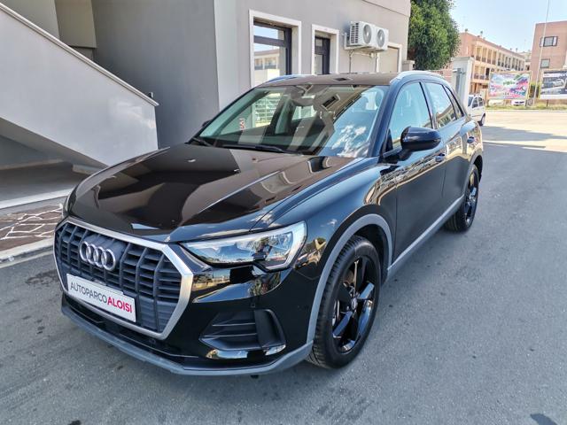 AUDI Q3 40 TDI quattro S tronic Business 