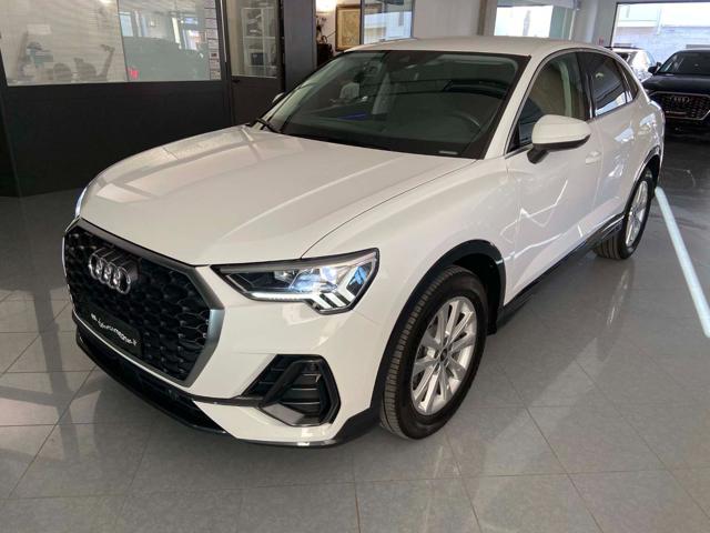 AUDI Q3 SPB SPORTBACK 40 TDI quattro S tronic Business P 