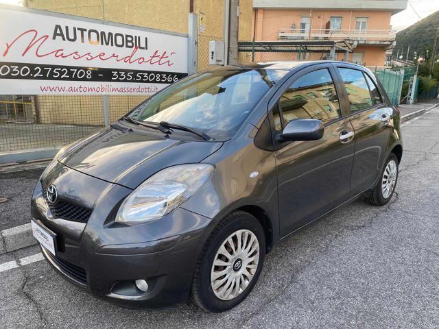 TOYOTA Yaris 1.3 5 porte Sol 6 Marce 