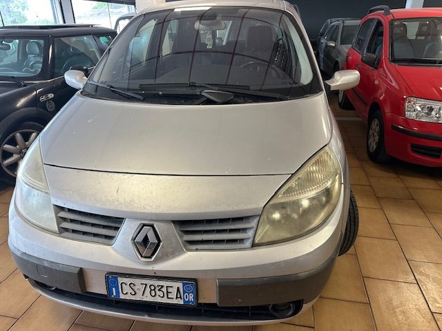 RENAULT Grand Scenic 1.5 dCi/100CV Confort Auth. 