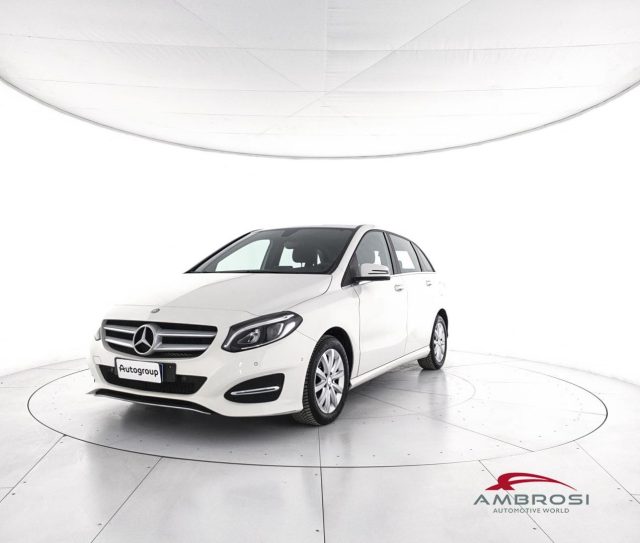 MERCEDES-BENZ CLA sse B 200 CDI Business 