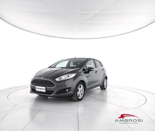 FORD Fiesta 1.5 TDCi 75CV 5 porte Titanium 