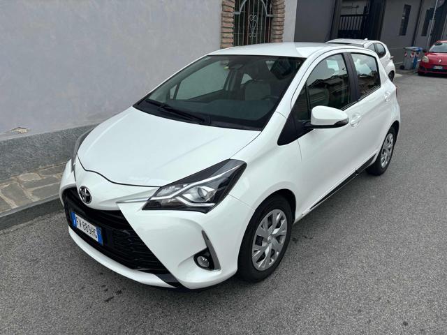 TOYOTA Yaris 1.0 72 CV 5 porte Lounge 